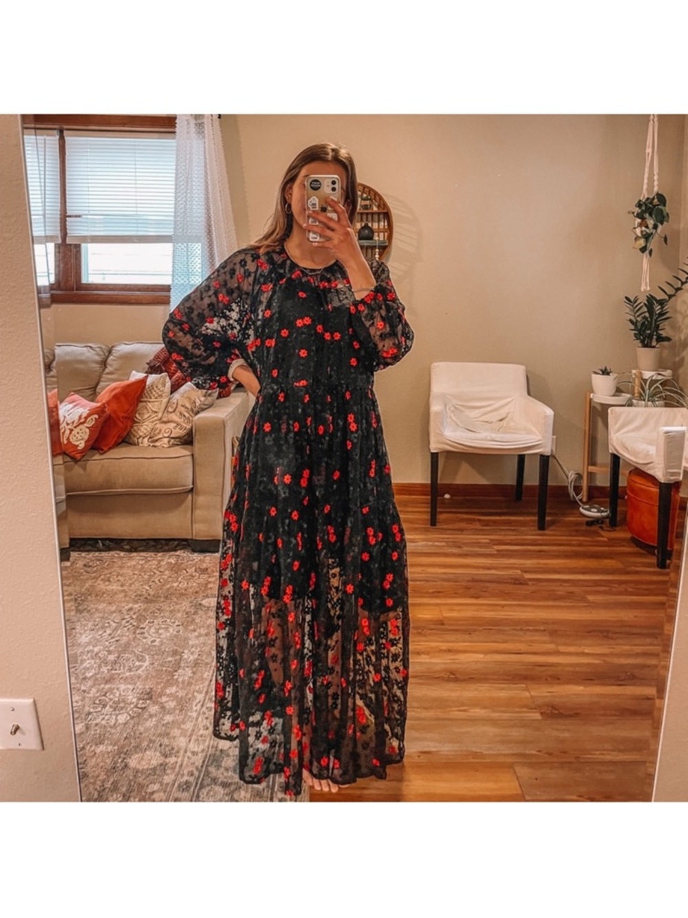 ZARA Oversized Floral Embroidery dress